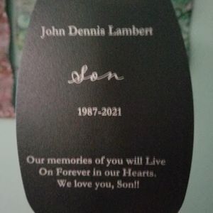 Meet your Posher, Laurie